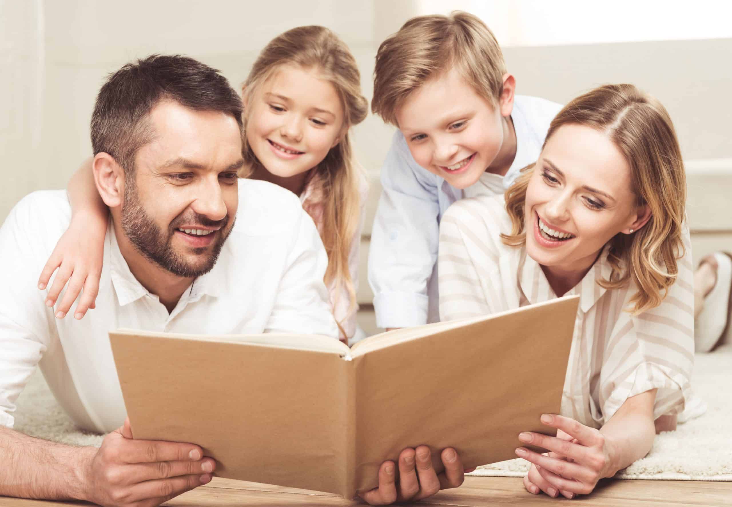 تنظیم درست احساسات و به کار بردن صحیح راهکارهای عقلانی در موفقیت یک خانواده نقشی تعیین‌کننده دارد.