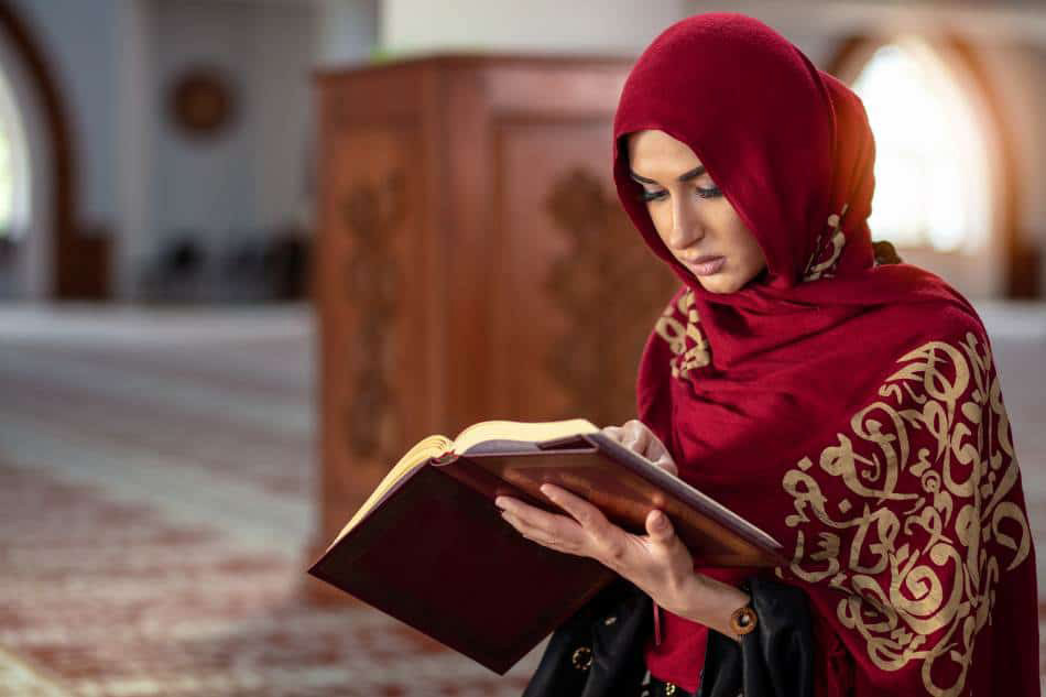 نگاهی به کتاب تفسیرالمیزان، جلد 10 - تفسیر آیات 177 تا 187 سوره ی مبارکه ی بقره